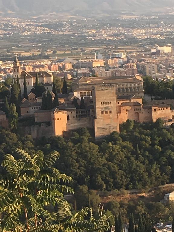 Apartamentos Turisticos Grx Granada Eksteriør bilde